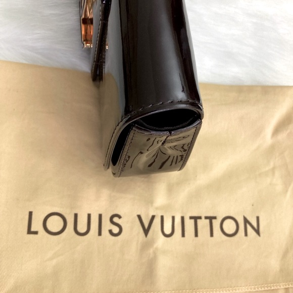 Stunning Clutch - Picture 12 of 17